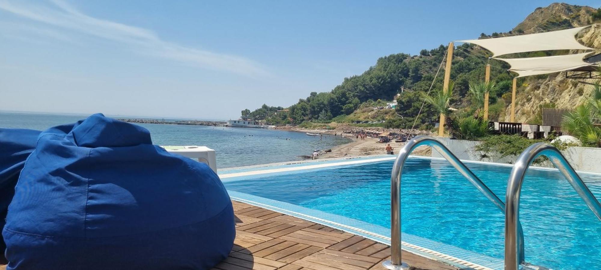 Sea&Sun&Sand Luxury Apartment In Durrës Esterno foto